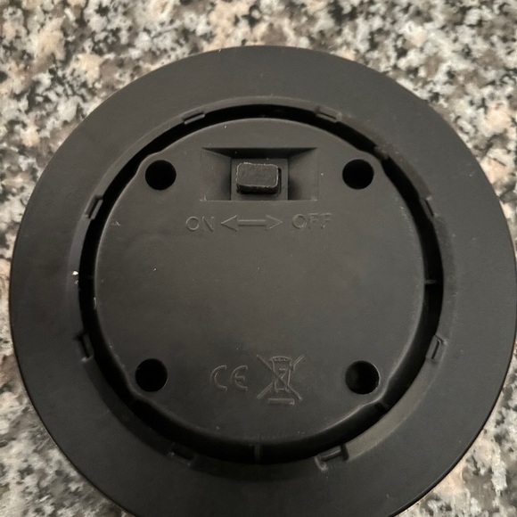 8 COLORFUL SOLAR LIGHTS - BRAND NEW - Picture 10 of 11